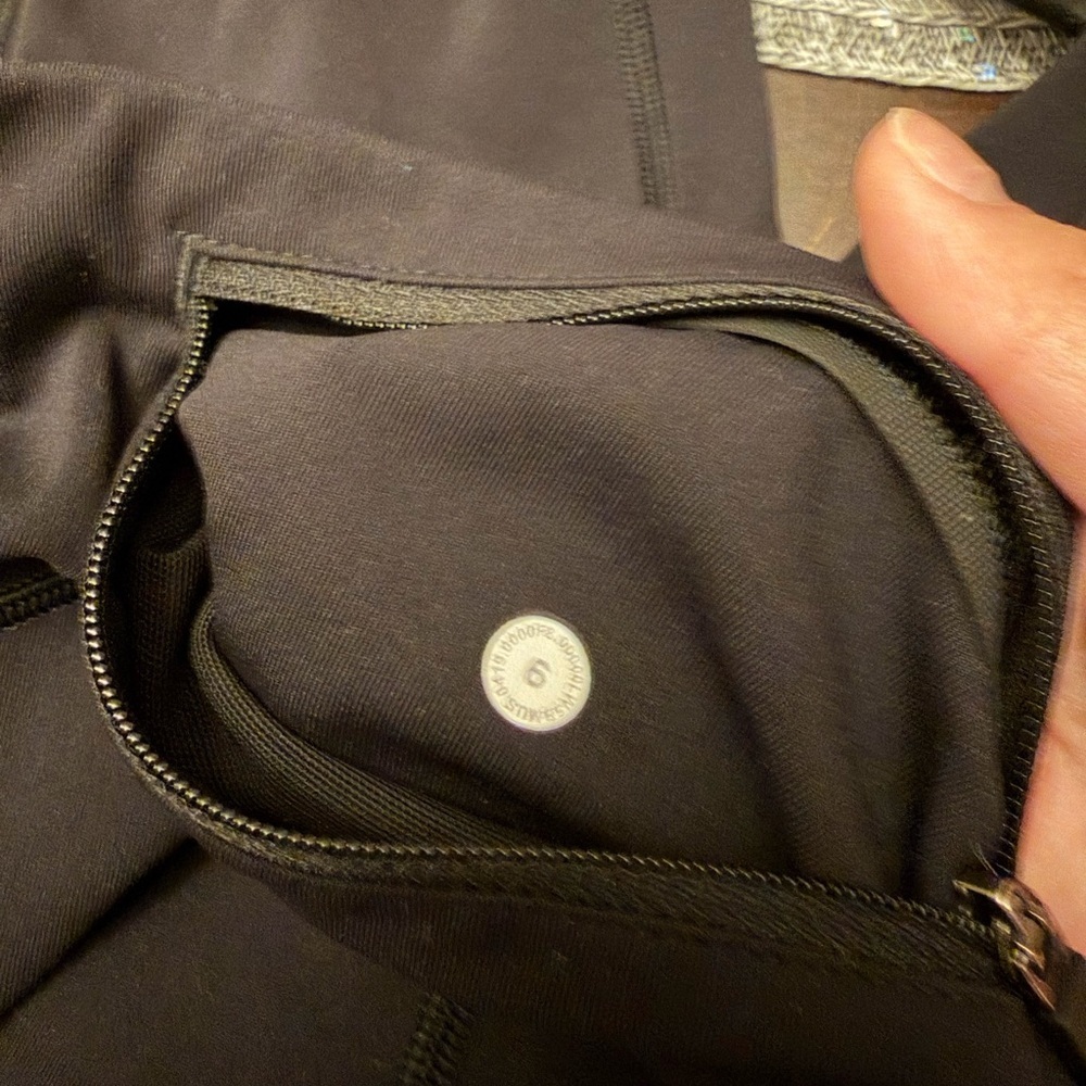 Lululemon Athletica Leggings - Picture 2 of 7